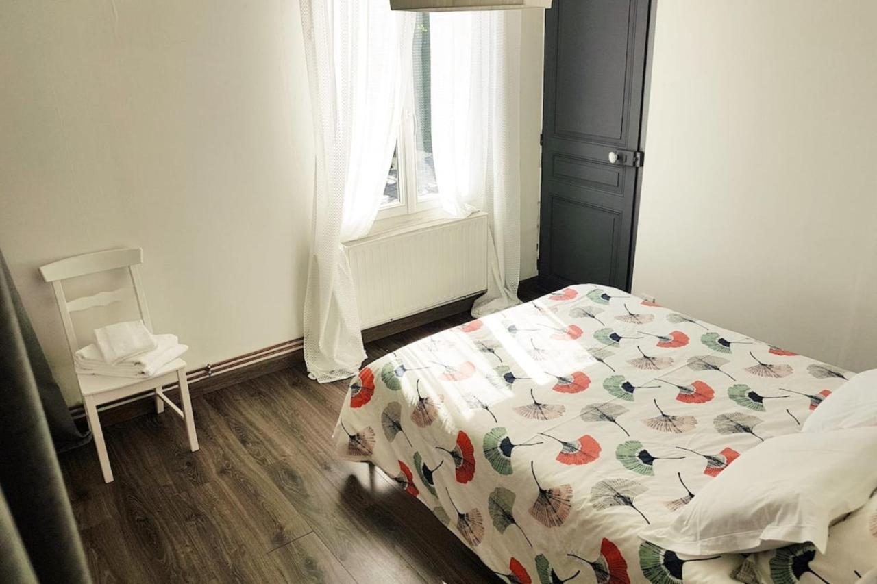 Charmant Type 2 Proche Gare Apartment Tours Exterior photo